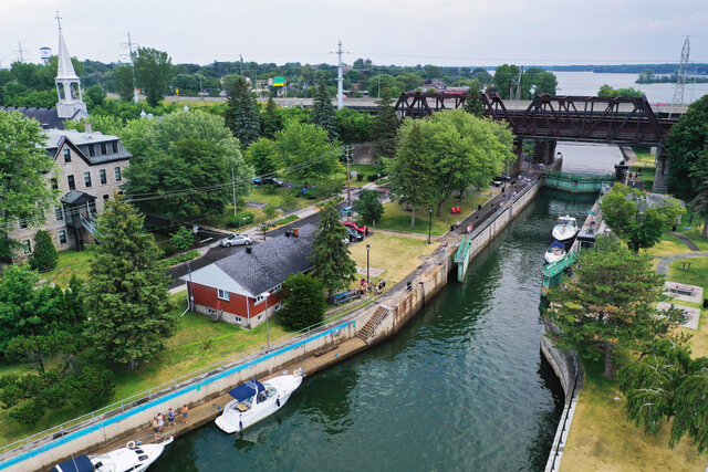 Lieu historique national du Canada du Canal-de-Sainte-Anne-de-Bellevue&nbsp;&nbsp;&nbsp;&copy; Parcs Canada