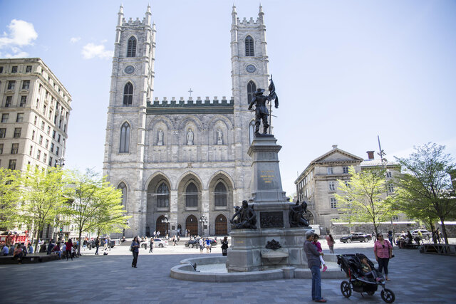 Basilique Notre-Dame de Montréal&nbsp;&nbsp;&nbsp;&copy; Tourisme Montréal - Marie Deschene