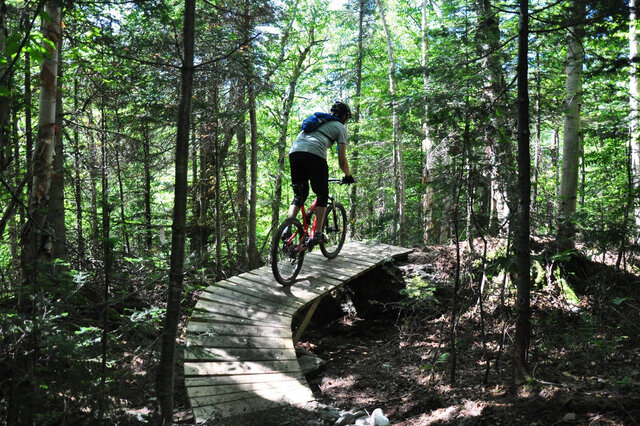 Vélo de montagne, Parc du Massif du Sud&nbsp;&nbsp;&nbsp;&copy; Philippe Toussaint