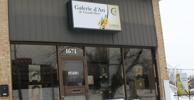 Galerie d'art Grand-Mère Facade&nbsp;&nbsp;&nbsp;&copy; Ginette Trepanier