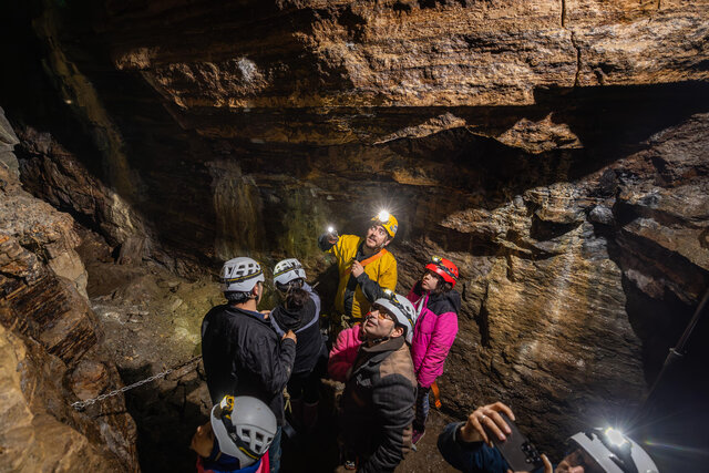 Caverne de Saint-Léonard - La galerie de la Radiesthésie avec ses hauts plafonds&nbsp;&nbsp;&nbsp;&copy; Éric Images