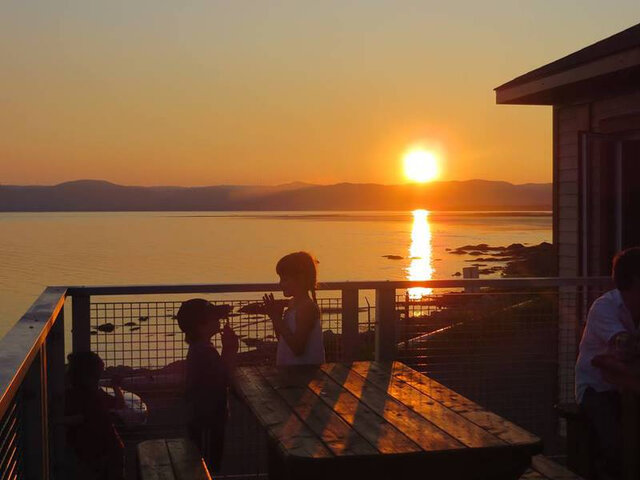 Coucher de soleil sur la Baie&nbsp;&nbsp;&nbsp;&copy; Club nautique de New Richmond inc.