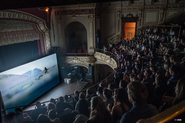 Théâtre Rialto&nbsp;&nbsp;&nbsp;&copy; OuiSurf