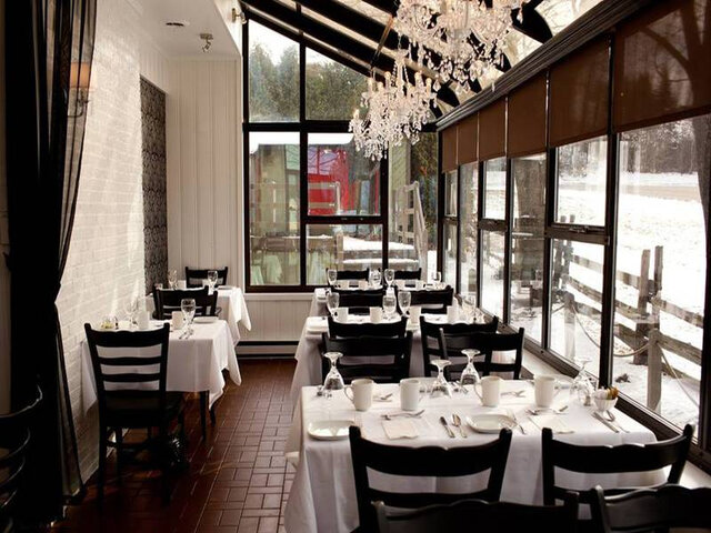 Salle à manger&nbsp;&nbsp;&nbsp;&copy; Restaurant Le Saint-Patrice