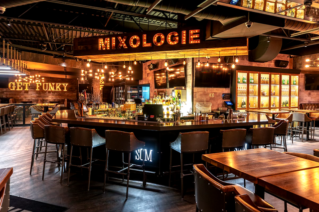 Shaker Kitchen & Mixology (Lévis)