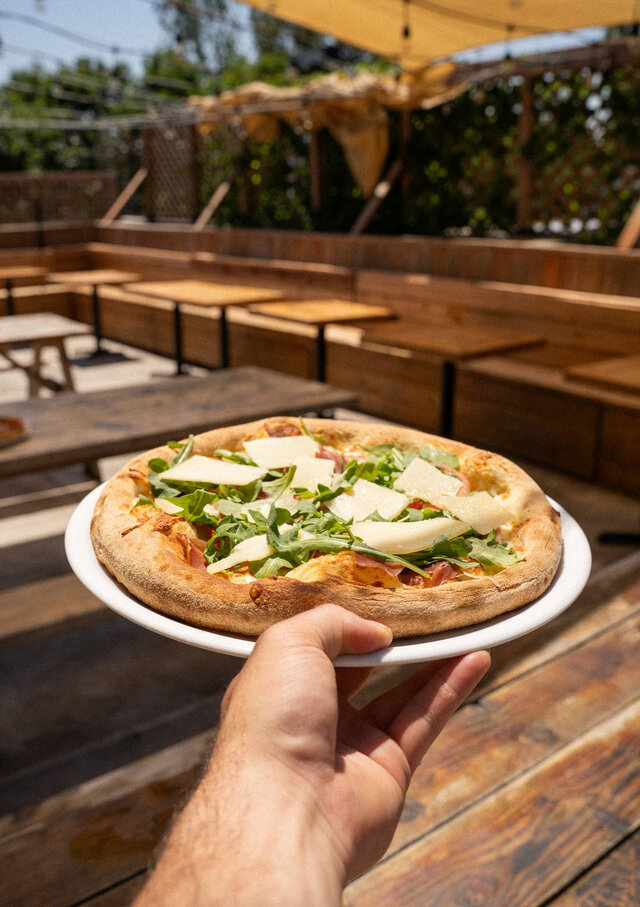 Pizza rustique&nbsp;&nbsp;&nbsp;&copy; Emporium Microbrasserie