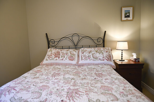 Chambre (Lit double)&nbsp;&nbsp;&nbsp;&copy; Condos de la mer