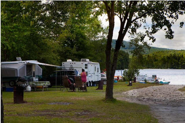 Camping Domaine Lac Libby&nbsp;&nbsp;&nbsp;&copy; Camping Domaine Lac Libby