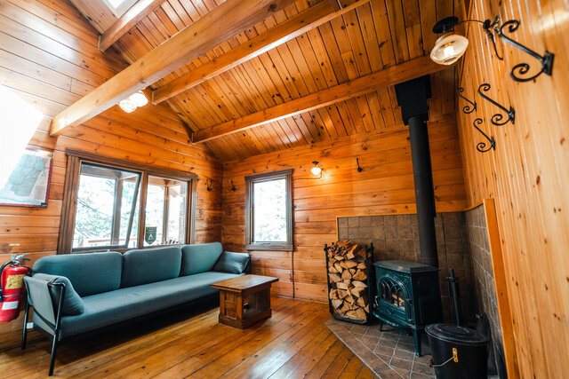Cabin Photos-7&nbsp;&nbsp;&nbsp;&copy; Zach Saladino