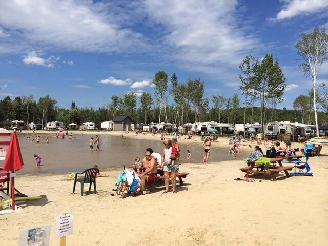 Plage et camping
