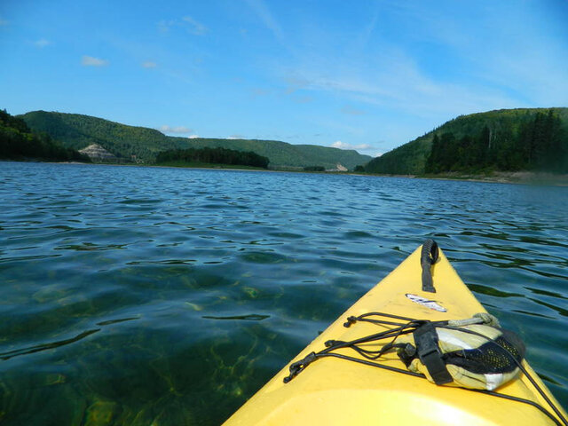 Kayak sur la Restigouche&nbsp;&nbsp;&nbsp;&copy; M.Bernard