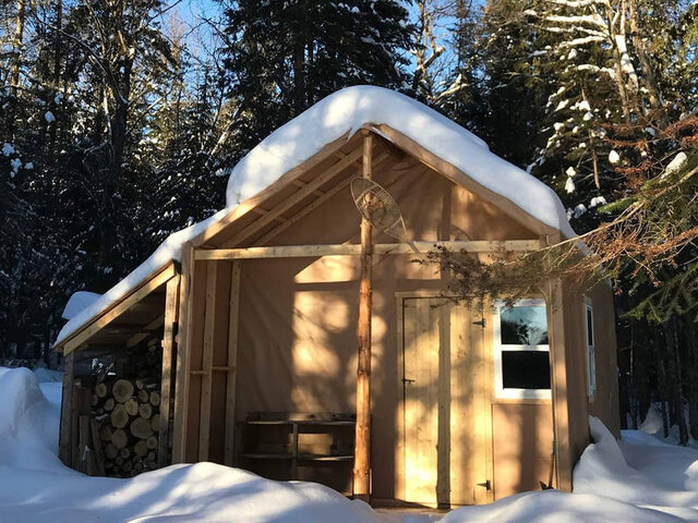 Camp des loups&nbsp;&nbsp;&nbsp;&copy; Galeox Univers
