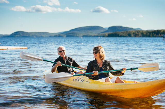 Plage Estrie Cantons-de-l'Est Lac Brompton Kayak&nbsp;&nbsp;&nbsp;&copy; Coconut Lullaby