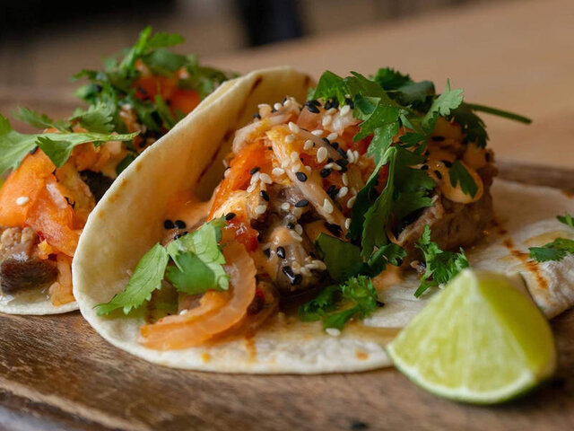 Tacos au porc coréen