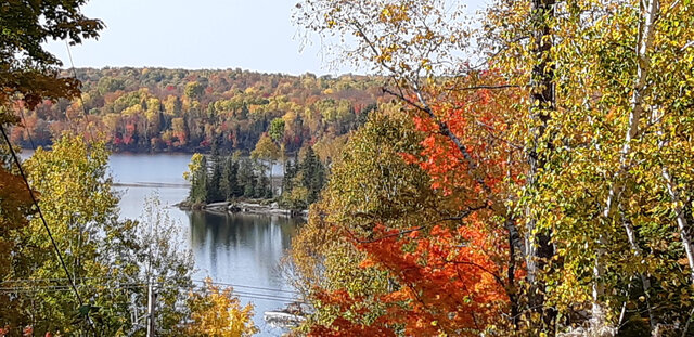 Vue automne&nbsp;&nbsp;&nbsp;&copy; B.Arcand