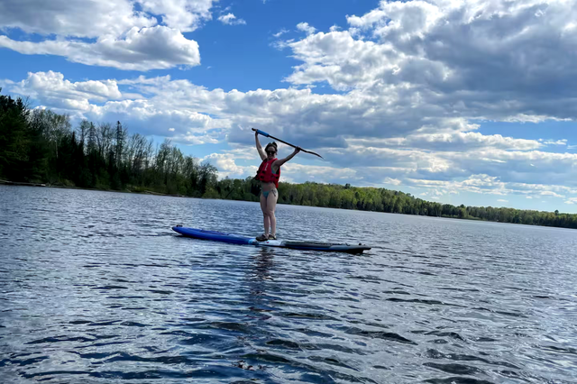 Chalet au bord du lac • Kayaks, SUP & pédalo