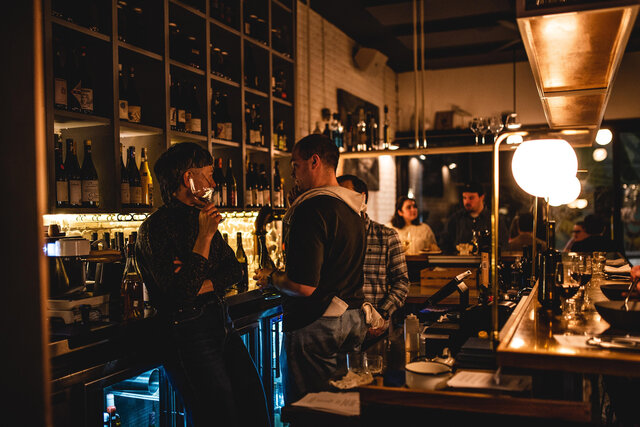 Lawrence - Bar et Salle&nbsp;&nbsp;&nbsp;&copy; Rachel Cheng