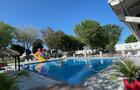 Piscine&nbsp;&nbsp;&nbsp;&copy; Piscine avec glissade