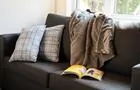 Divan-lit pour lire ou dormir&nbsp;&nbsp;&nbsp;&copy; M et M Location