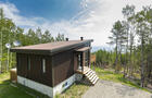Vue du chalet avec fleuve