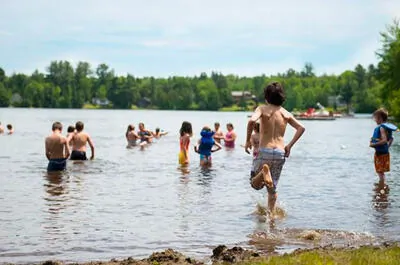Plage municipale de Saint-Alphonse-Rodriguez