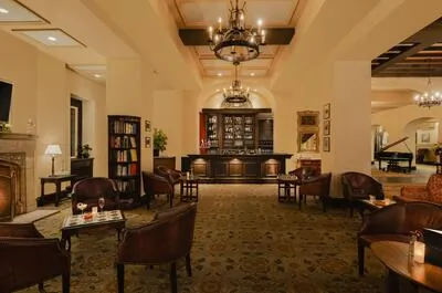 Bar La Brise (Fairmont Le Manoir Richelieu)