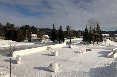Patinoire du Parc Claude-Henri-Grignon