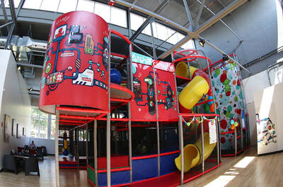 Au Machin Chouette – centre d’amusement