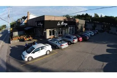Le Mirage café et motel