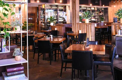 Zibo! Reztaurant-bar Griffintown (Montréal / rue Peel)