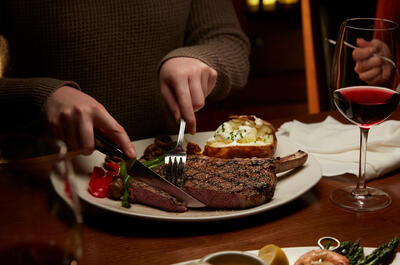 The Keg Steak + Bar (Laval)