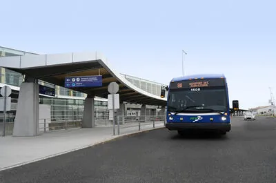 Parcours 80 – Aéroport Jean-Lesage – centre-ville de Québec