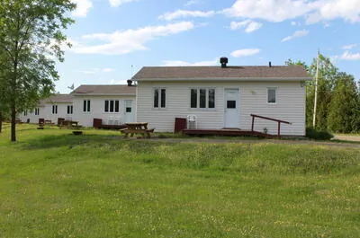 CAMPING ET CHALETS DE SQUATEC
