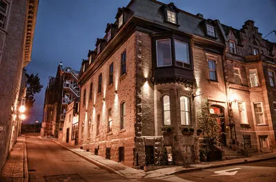 HÔTEL NOMAD