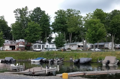 CAMPING DOMAINE DES ÉRABLES LAC BRÔME INC.