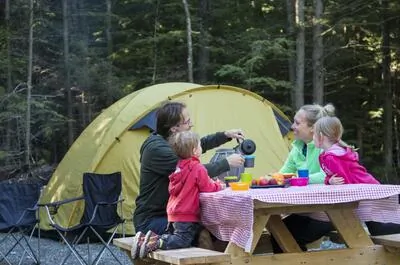 CAMPING PARC NATIONAL DU MONT-ORFORD LAC STUKELY