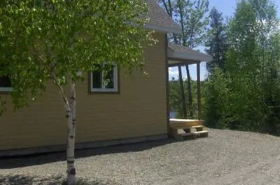 LE SOUS-BOIS DE L’ANSE CHALETS