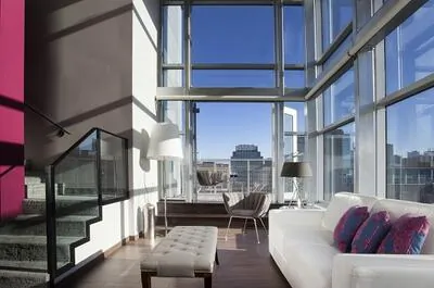 HÔTEL 10