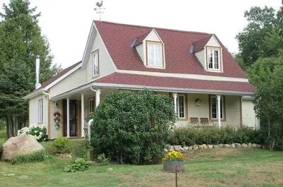 CHALET LAC LEVERT