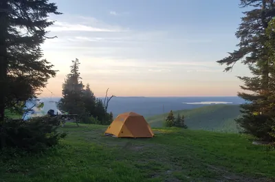 CAMPING MONT SUTTON