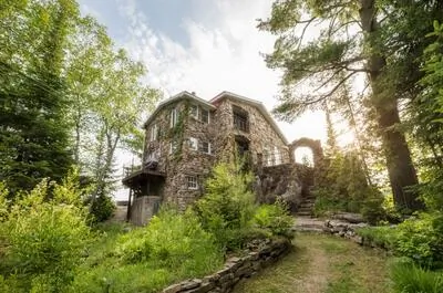 LA VILLA DU ROCHER