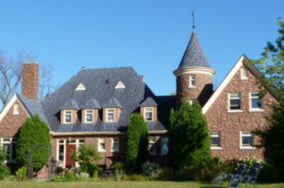 CHÂTEAU MURDOCK GÎTE
