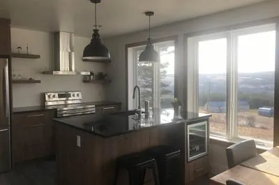 AU COEUR DE LA VALLÉE