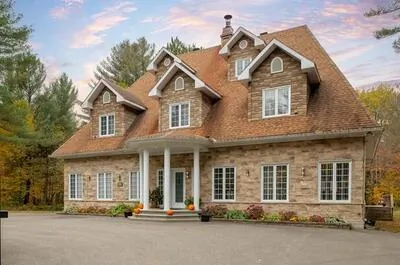MANOIR ABIGAIL