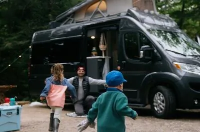 ESPACE NOMADE CAMP-MERCIER RÉSERVE FAUNIQUE DES LAURENTIDES – SÉPAQ