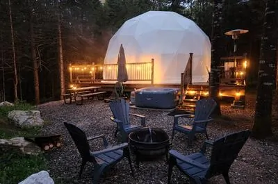 LOTUS GLAMPING