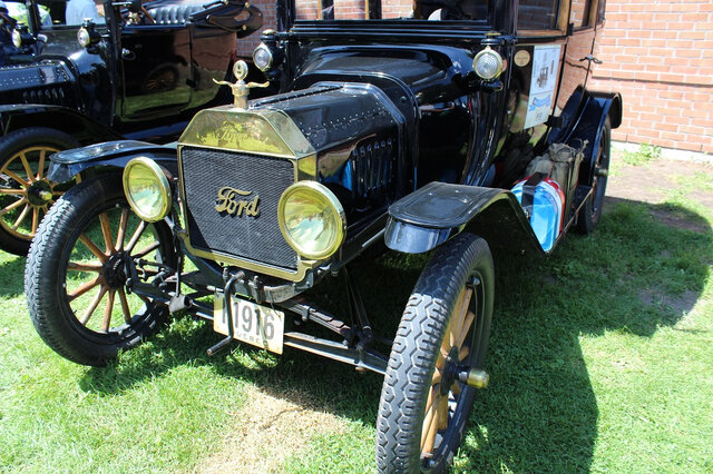 voiture&nbsp;&nbsp;&nbsp;&copy; Granby International - Voitures anciennes