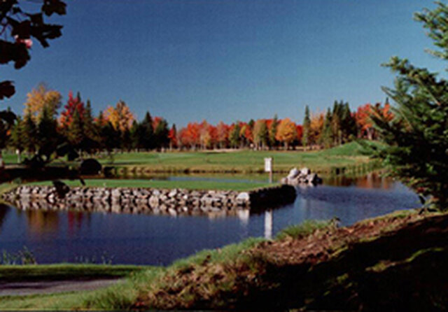 Vue automnale&nbsp;&nbsp;&nbsp;&copy; Club de Golf des Bois-Francs
