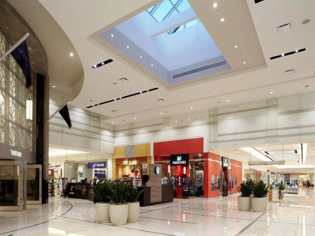 Boutiques&nbsp;&nbsp;&nbsp;&copy; Mail Champlain