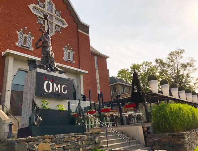 OMG Resto - Façade&nbsp;&nbsp;&nbsp;&copy; OMG Resto